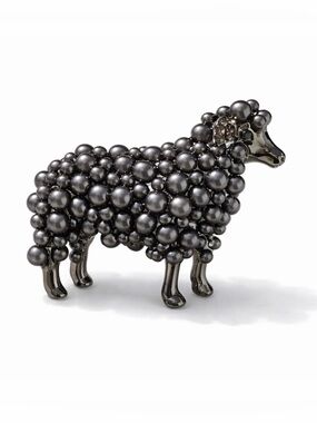 Pearled Black Sheep Brooch